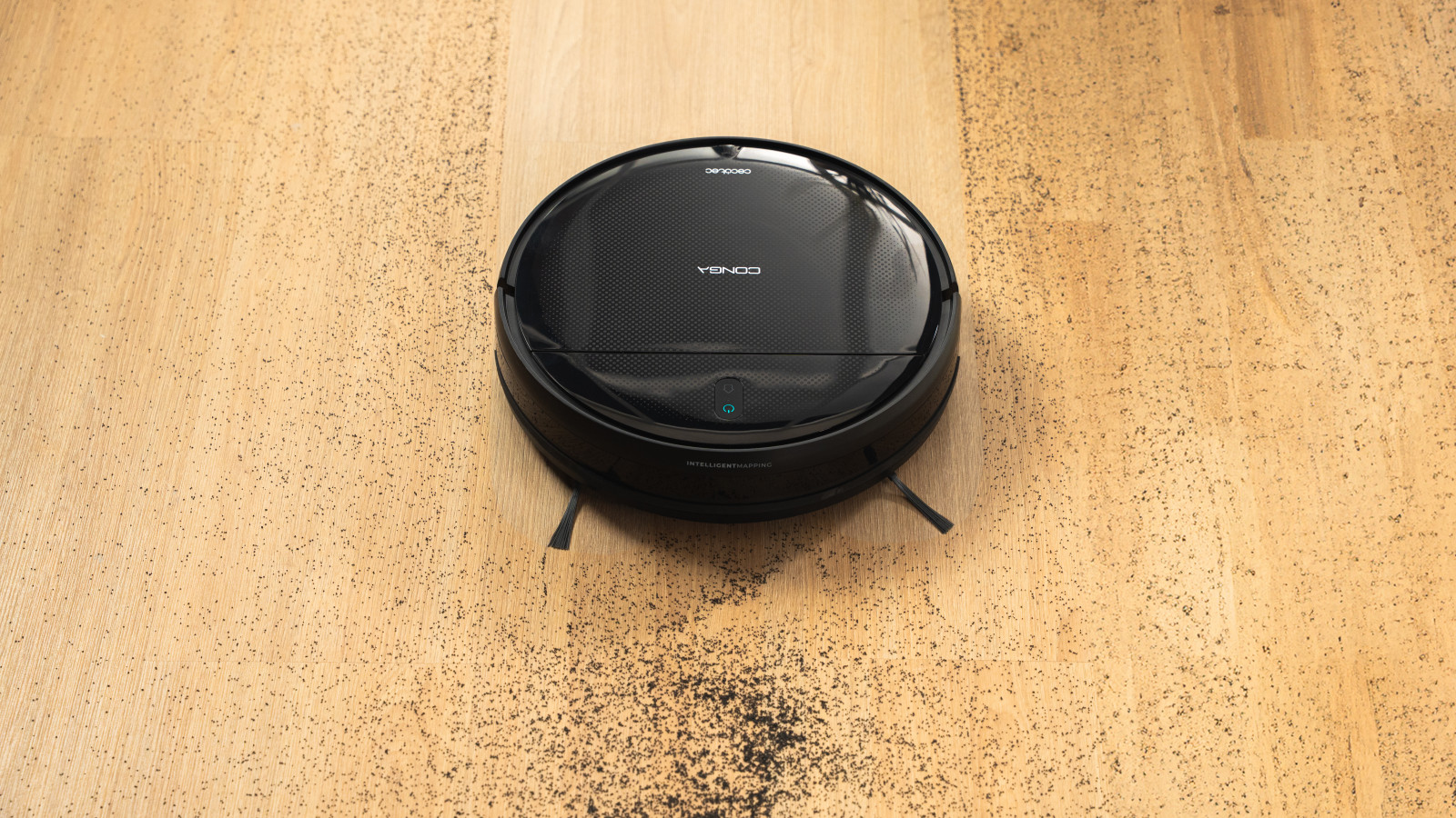 Autonomía para hogares grandes: bon una batería de 2000 mAh y hasta 150 minutos de funcionamiento, el robot cubre superficies de hasta 150 m2 sin interrupciones.*
*Según las pruebas realizadas en el laboratorio.
