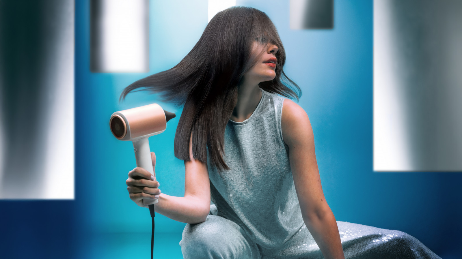 Personaliza tu experiencia de secado con sus 3 velocidades y 3 ajustes de temperatura, incluyendo una opción de aire frío para fijar peinados y proteger el cabello del calor excesivo. Esta versatilidad lo hace ideal para todo tipo de cabello y estilos, adaptándose a tus necesidades específicas.