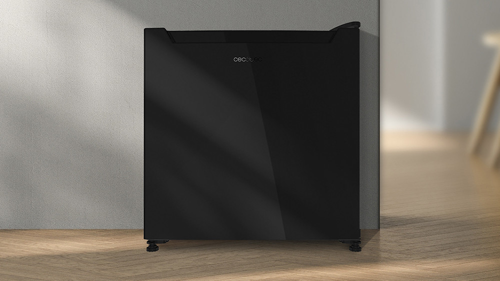 Medidas mini frigorífico (ancho x fondo x alto): 47,4 x 44,7 x 49,6 cm