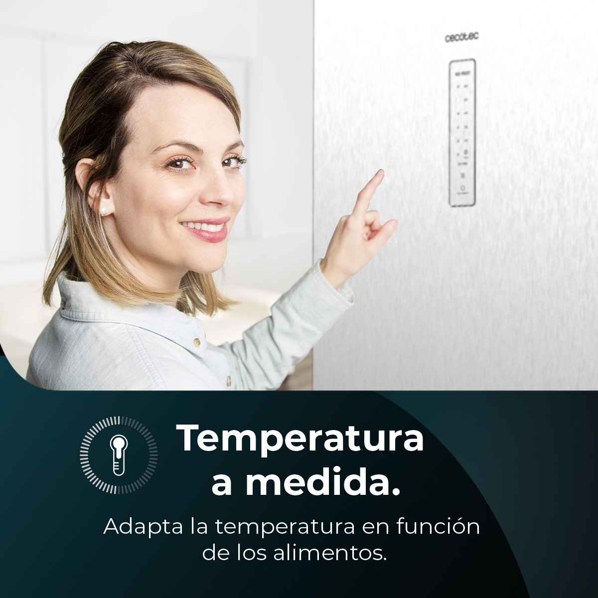 Estantes laterales: mediante los cuales nos permitirá almacenar todo tipo de botellas, latas y tetrabriks, para optimizar el espacio de almacenamiento. Alarma de puerta. Alarma que te avisa cuando el frigorífico lleva un tiempo abierto y empieza a perder temperatura. Botellero.