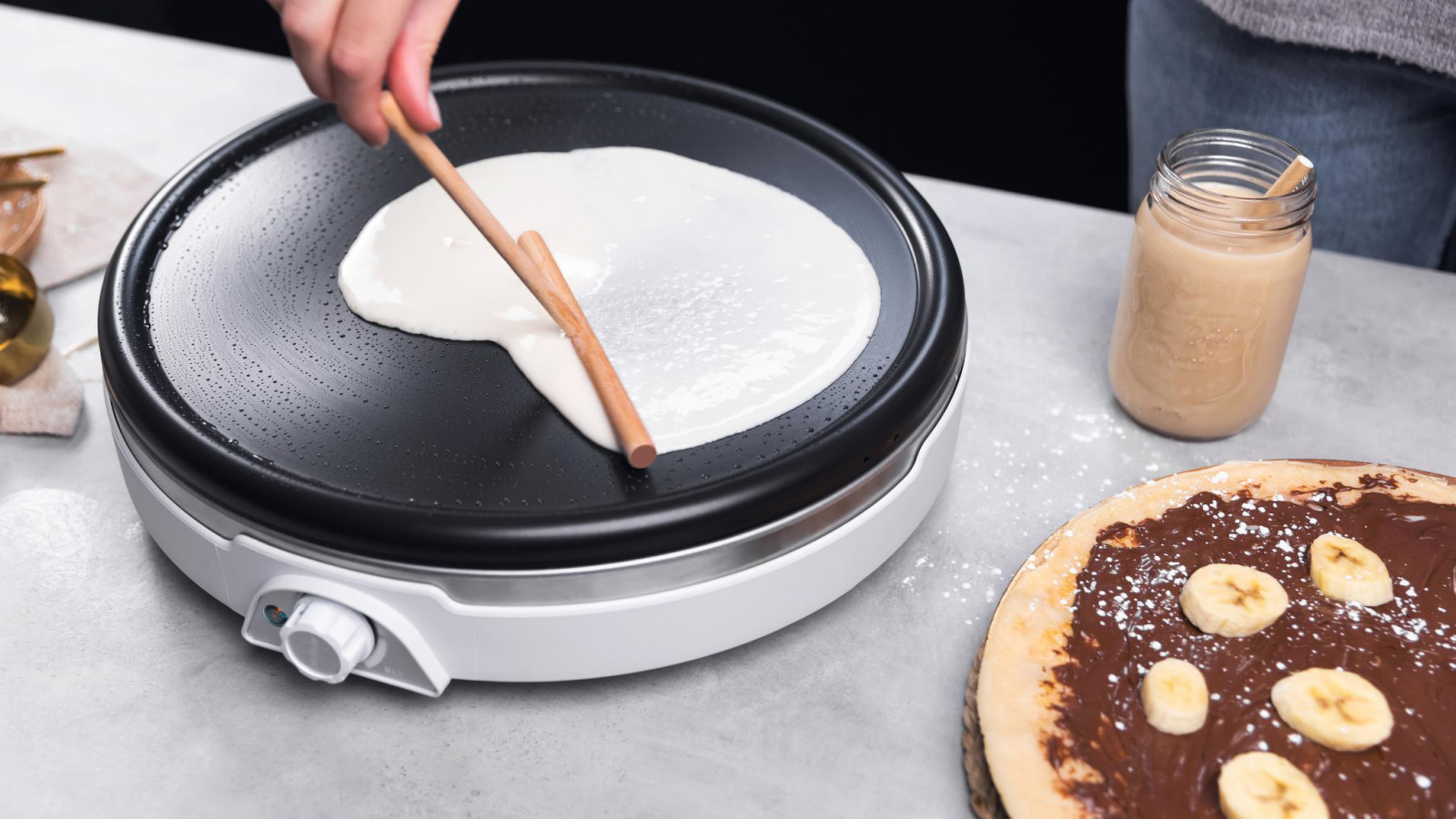 Disfruta de crepes XL gracias a los 38 cm de diámetro de la placa.