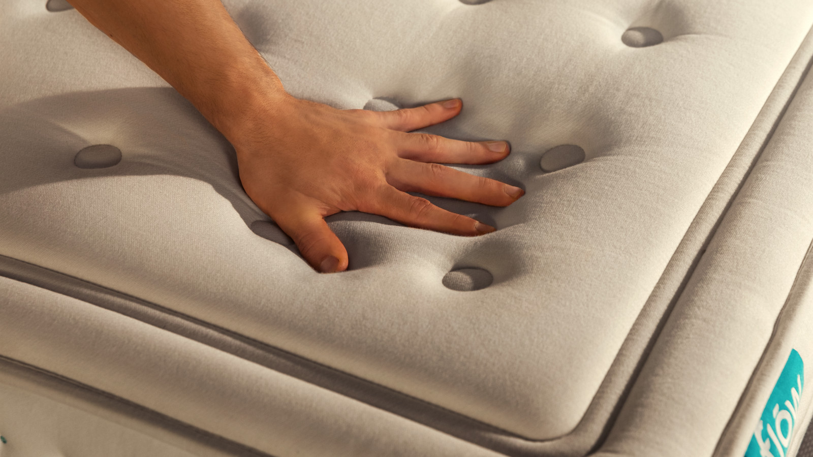 Fresh: Tejidos DamaStretch y 3D blanco de calidad premium de composición visco poliéster.