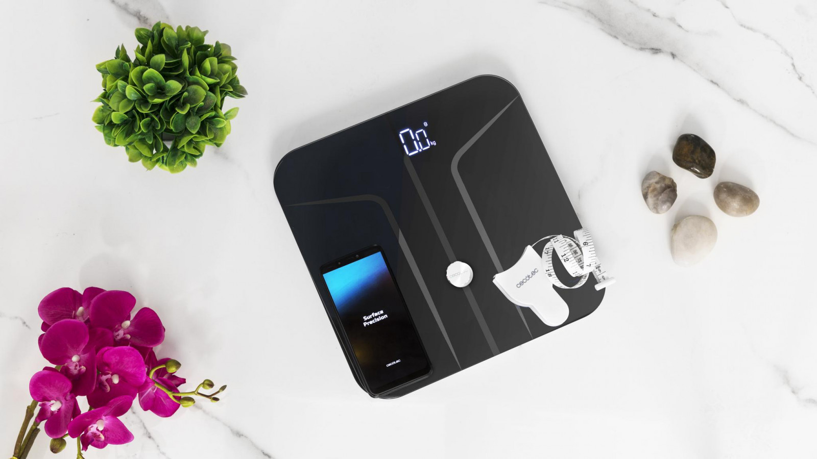 Báscula con conectividad Bluetooth 4.0 y medición de Impedancia Bioeléctrica (BIA) con un análisis corporal completo, con medición precisa de 10 parámetros: peso, grasa corporal, índice de masa corporal, masa muscular, hueso, edad corporal, agua, grasa visceral, metabolismo basal y evaluación de la condición física.