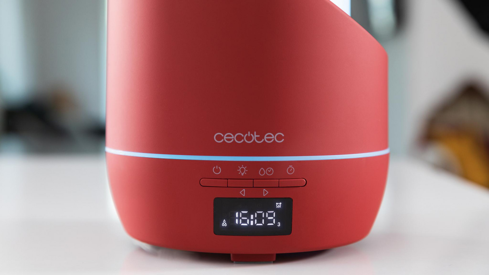 Gran cobertura de 30 m2, su humidificación y su buen olor gracias a los aceites esenciales llegarán a todos los rincones de la estancia en la cual sea ubicado.