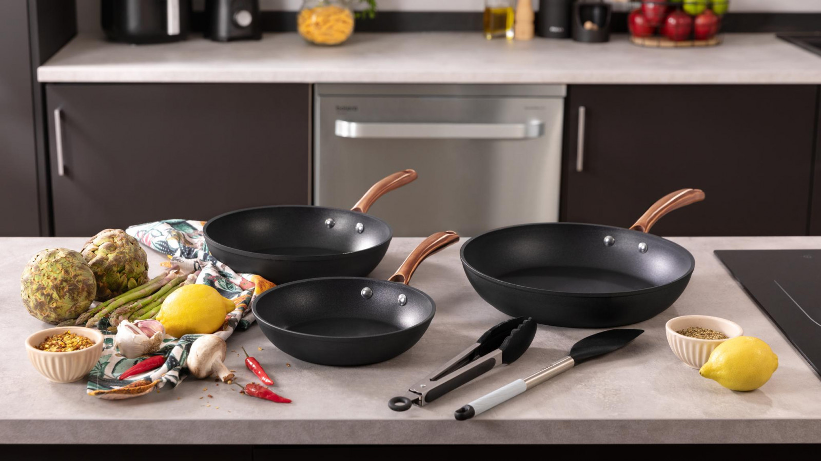 Revestimiento antiadherente Platinum Plus Teflon® Nonstick Coating, 100% libre de PFOA.