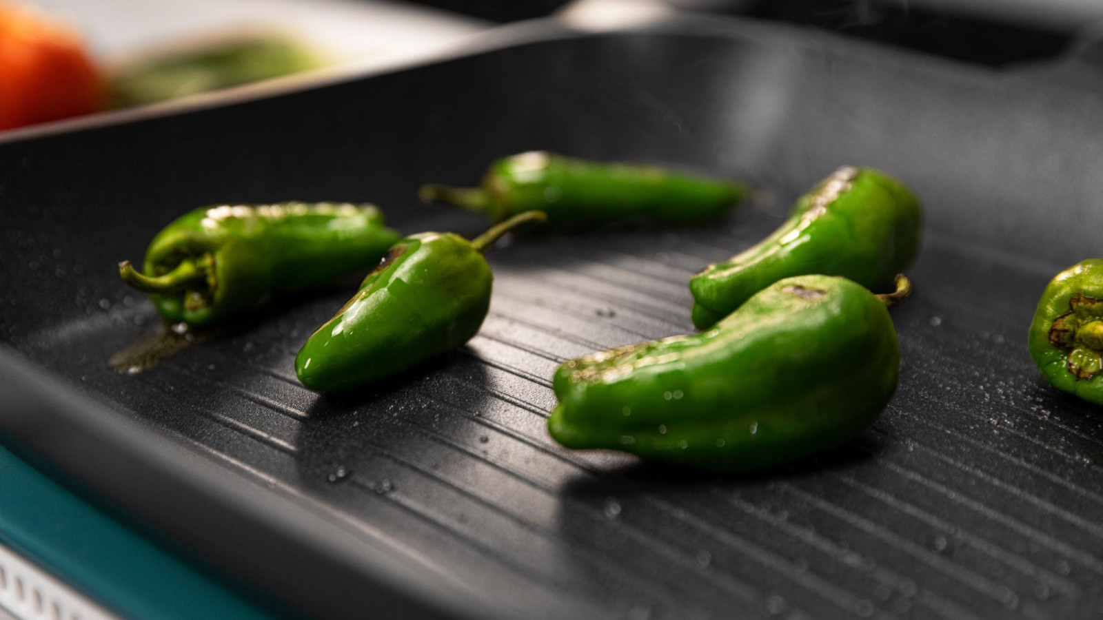 Apta para todo tipo de cocinas, incluyendo las de inducción