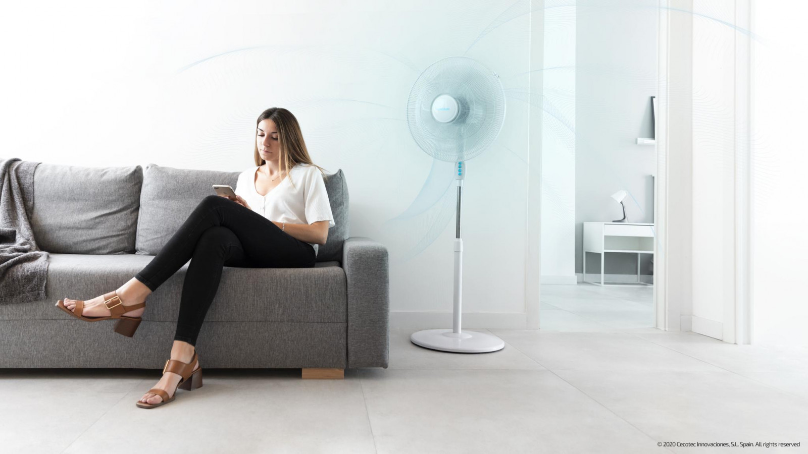 Gran potencia de 70 W que facilita la ventilación de la estancia en la que se sitúe el ventilador de manera instantánea y eficaz.