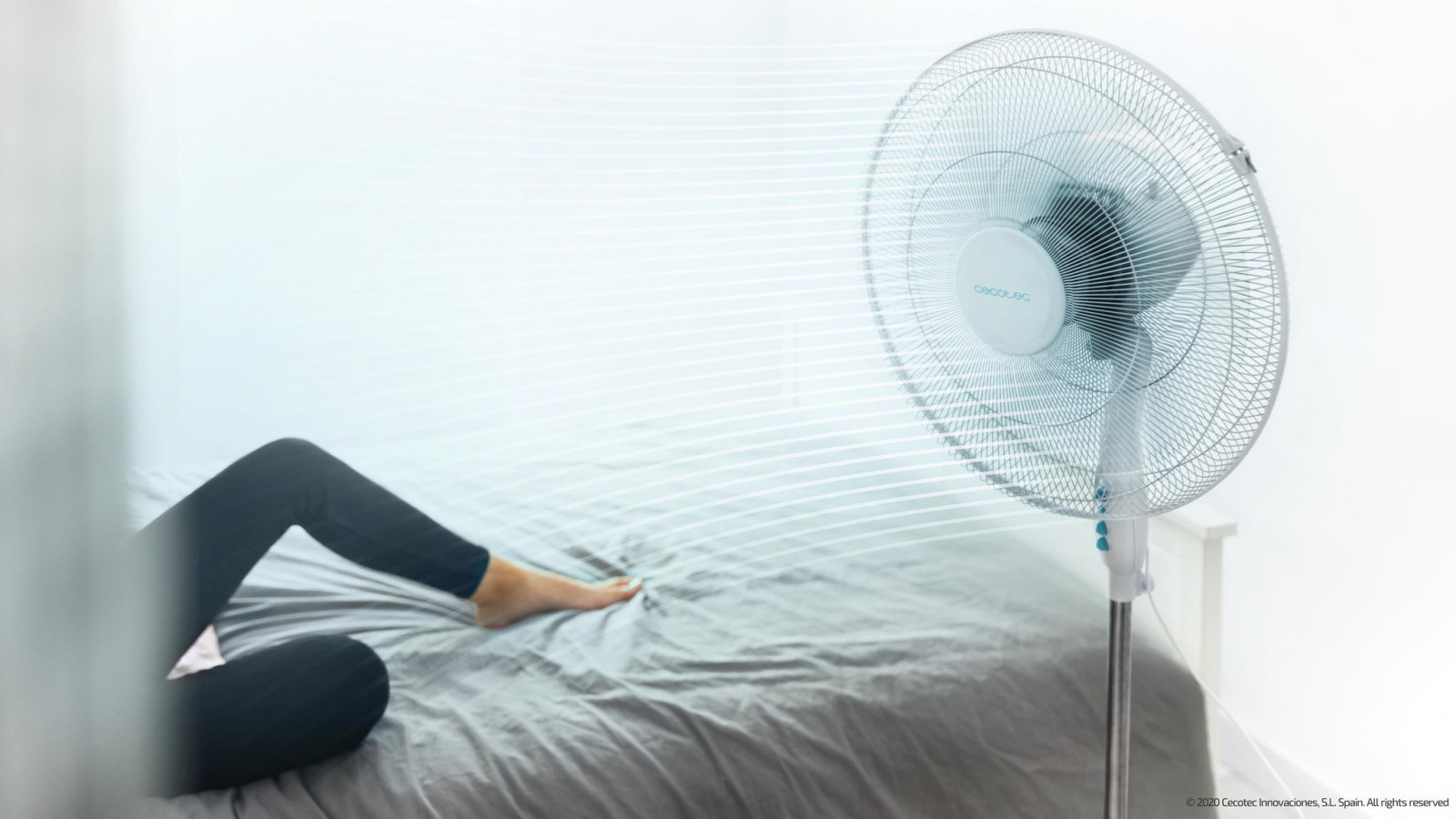 Las 18 pulgadas del ventilador, equivalentes a 45 cm, le aportan un gran diámetro que potencia la salida del flujo de aire.