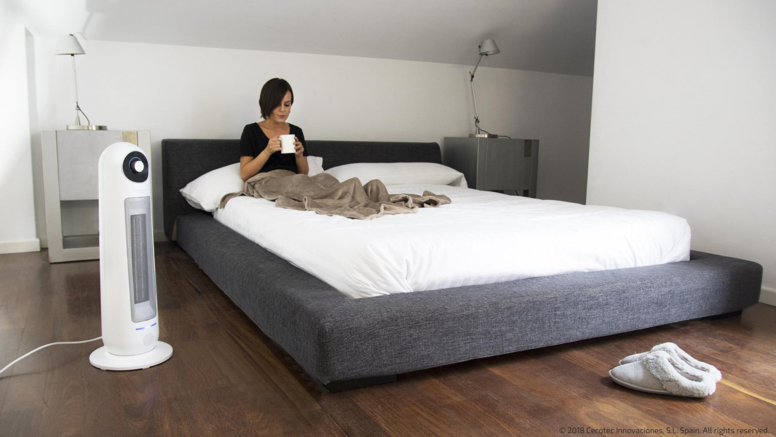 Su tecnología Warm Space es capaz de calentar 22 m2 de forma eficiente. Gracias a su sistema EasyGo es muy fácil de transportar. Cuenta con un mango ergonómico para poder desplazarlo fácilmente según tus necesidades y un ligero peso de 2,8 kg.