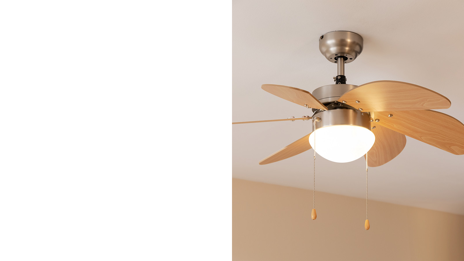 Sistema formado por 6 aspas totalmente innovadoras y aerodinámicas, diseñadas para maximizar el flujo de aire y garantizar un caudal constante de aire fresco.