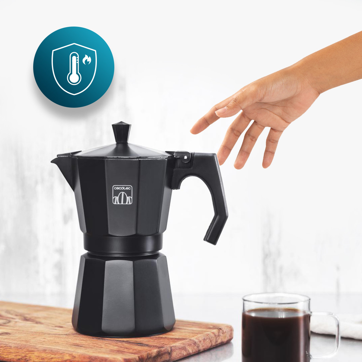 El filtro del interior es de acero inoxidable de alta calidad para lograr el café más puro y tradicional.