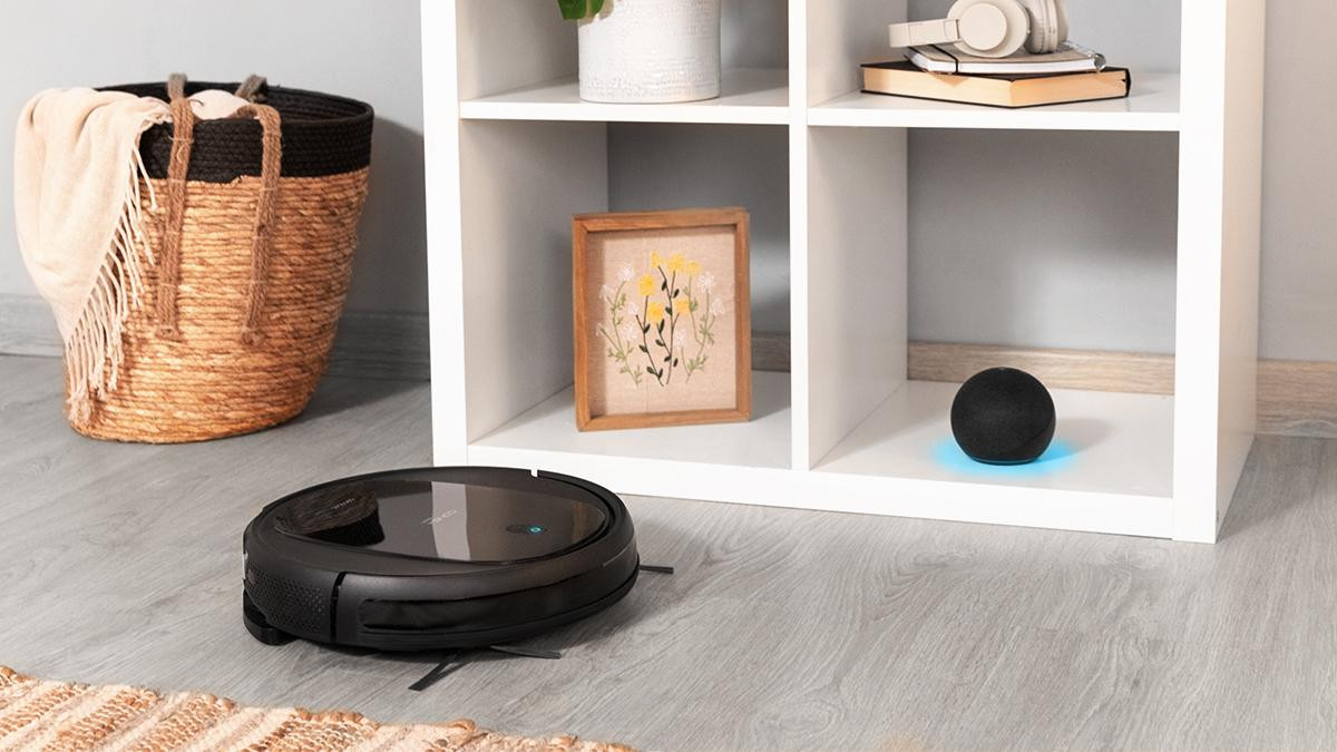 iTech SmartGyro 4.0: navegación ordenada para una limpieza más eficiente gracias a sus sensores giroscópicos, de proximidad, antichoque y anticaída.