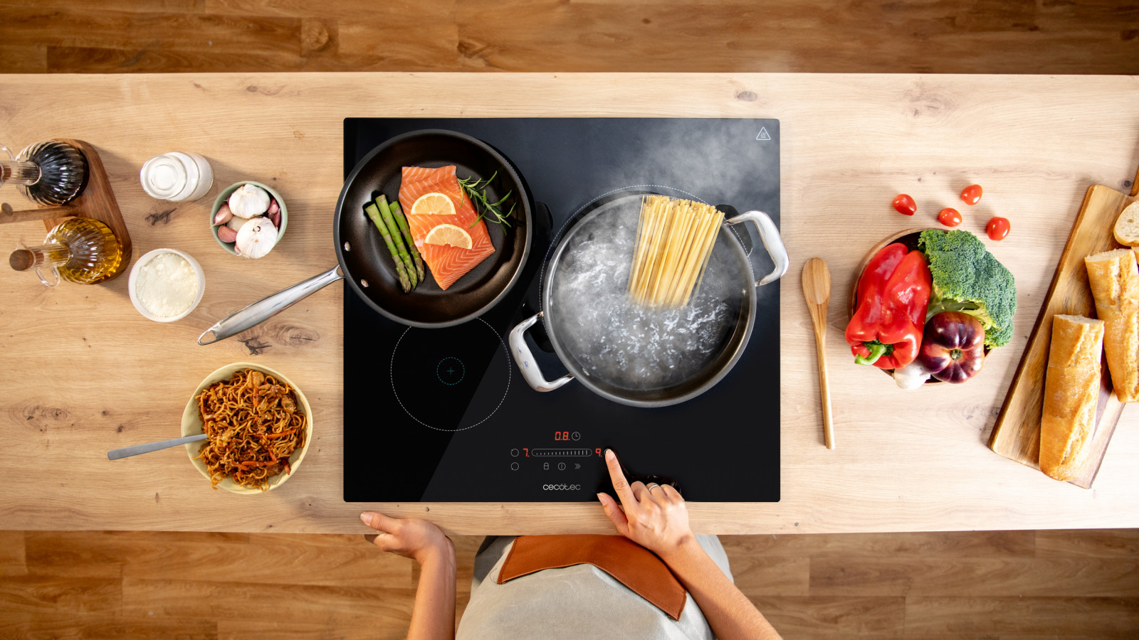 Cocina tus recetas adecuando la potencia y el tiempo que necesita cada plato gracias a los 9 niveles de potencia de la placa.