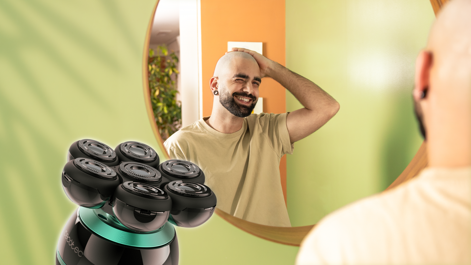 Dispone de un cabezal extragrande de 7 cuchillas flotantes para un afeitado más rápido.