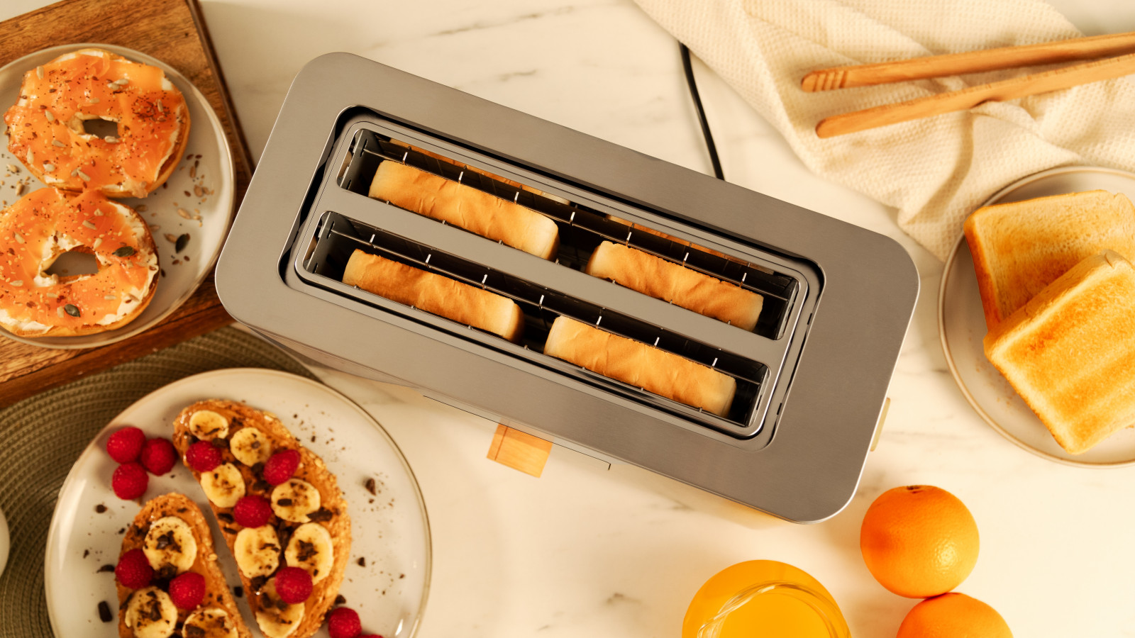 El diseño elegante en acero inoxidable añade un toque de estilo y durabilidad a tu cocina.