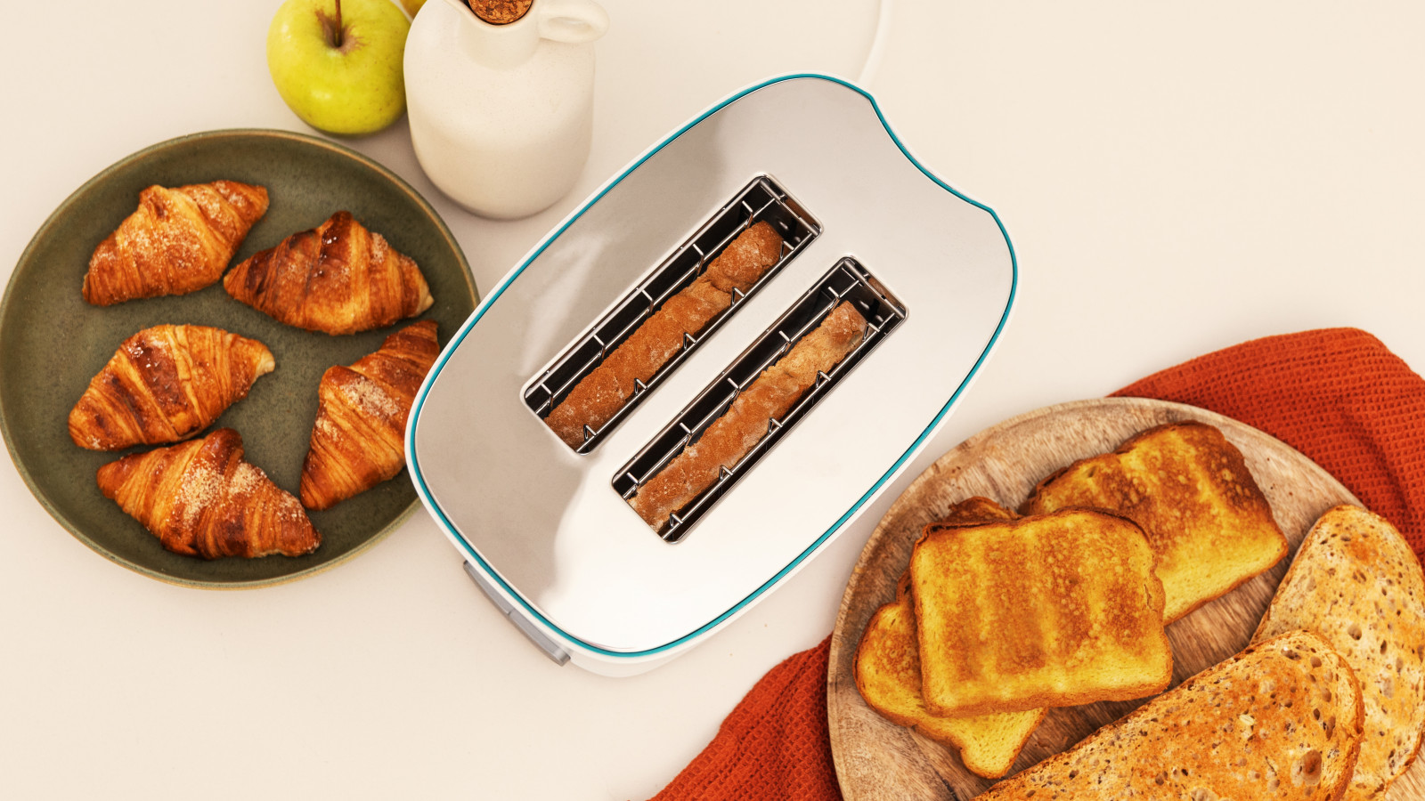 Fácil limpieza: mecanismo de apagado y pop-up automático, expulsión automática de la tostada y bandeja recogemigas de fácil extracción. Sistema de extraelevación para una extracción de las tostadas más sencilla.