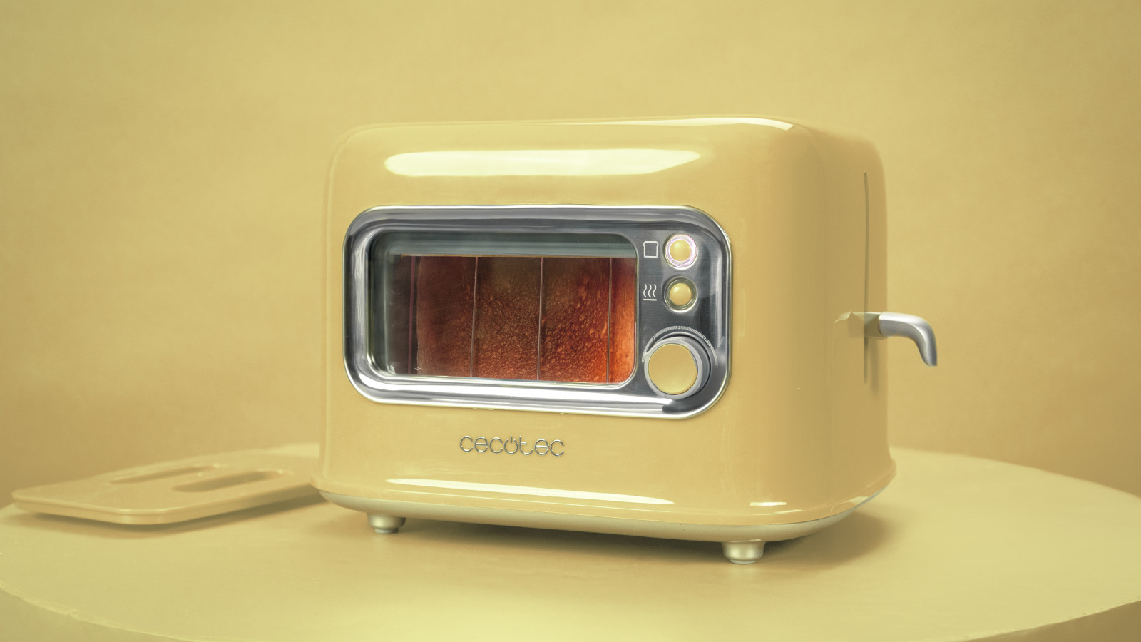 Diseño moderno: la tostadora tiene un diseño retro en amarillo que la hace lucir elegante y moderna en cualquier cocina.