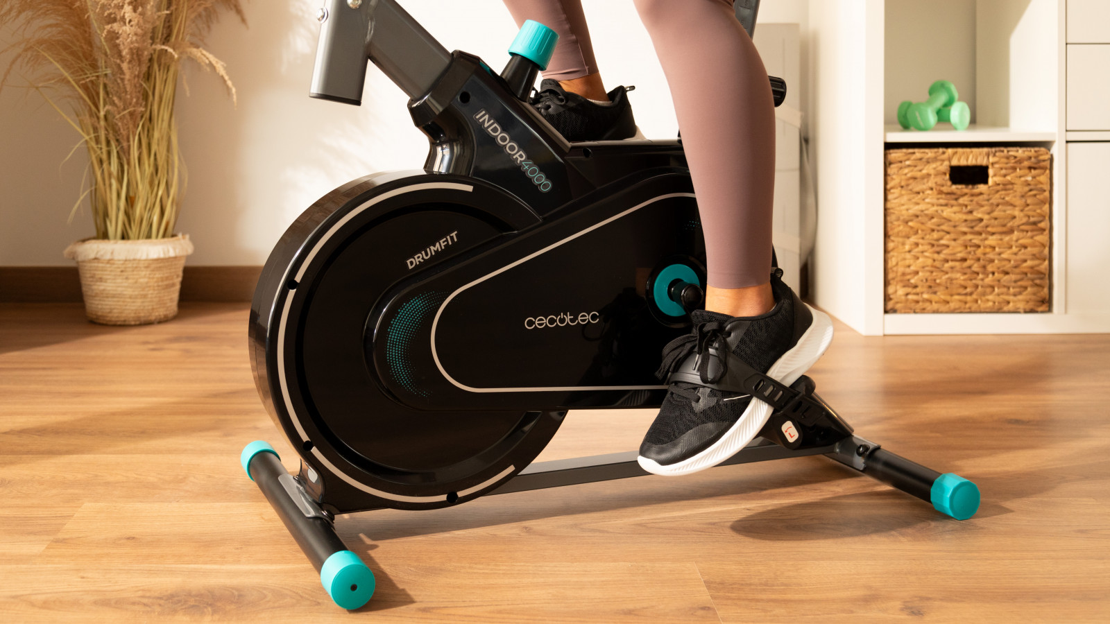 Timeless Style: estructura elegante y compacta que le permite ser un elemento de entrenamiento y decoración para tu hogar.
