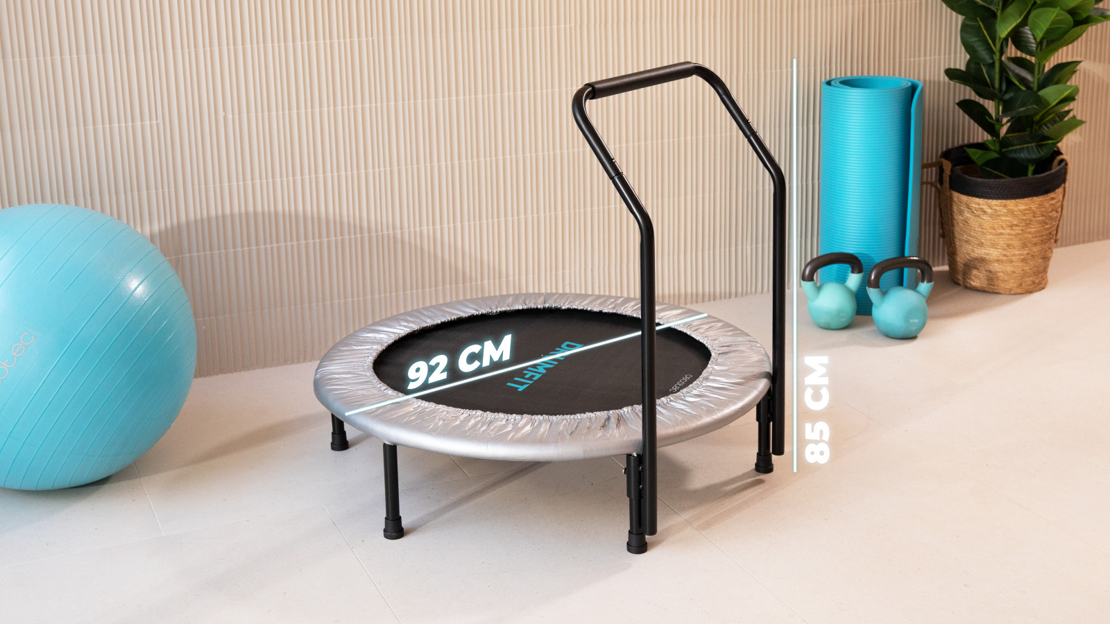 Muévete libremente: su diámetro de 92 cm ofrece libertad de movimiento para realizar el ejercicio de la manera más cómoda posible.