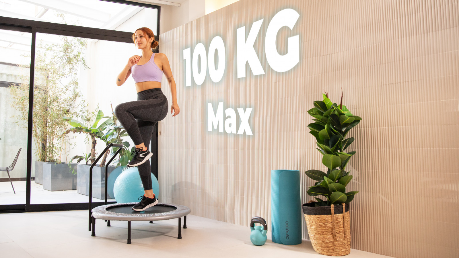 Peso máximo de 100 kg: el peso máximo del usuario no puede sobrepasar los 100 kg.