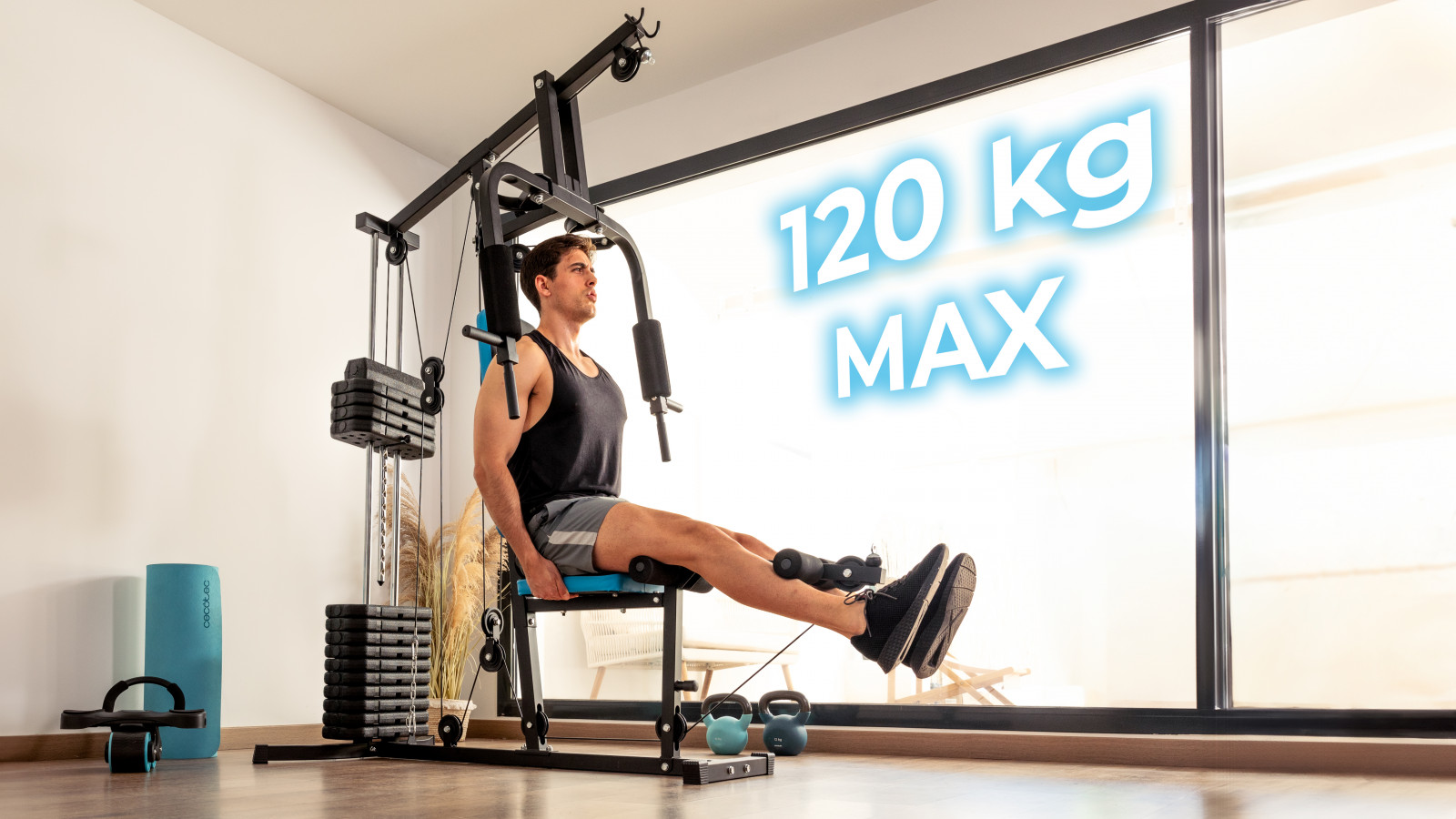 El peso máximo de usuario es 120 kg y la altura máxima de usuario recomendada es 185 cm.