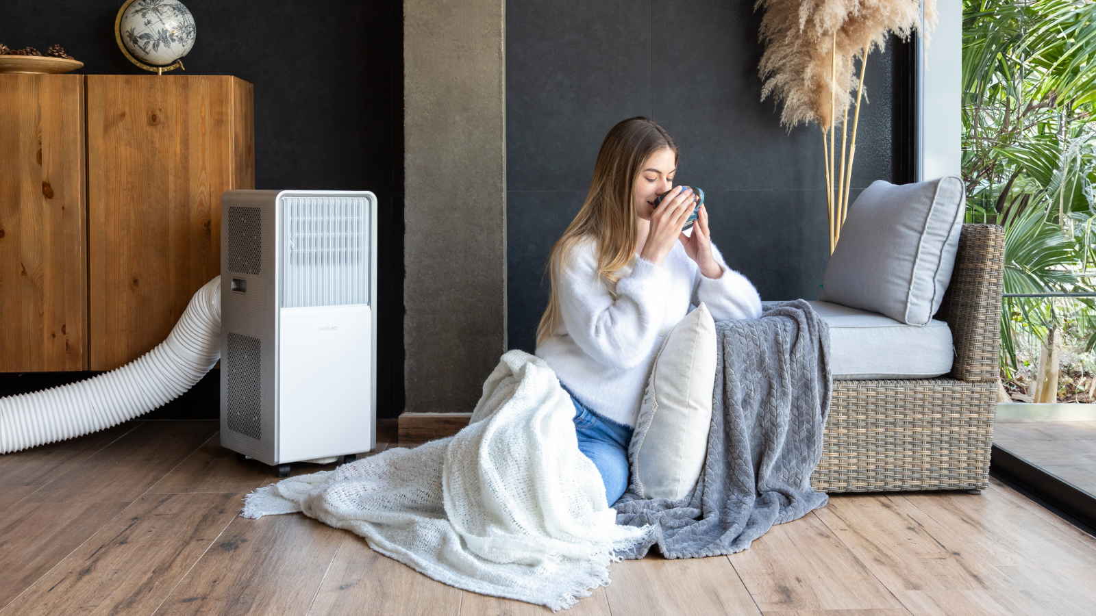 Conexión wifi: el dispositivo puede ser configurado remotamente a través de una conexión wifi, por lo que tendrás todo el control del dispositivo en tu smartphone desde cualquier lugar.