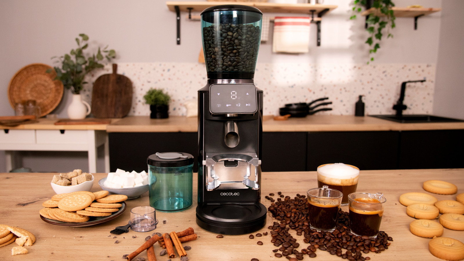 Diseño elegante: molinillo eléctrico de café con diseño elegante en acero inoxidable para disfrutar de los mejores cafés.