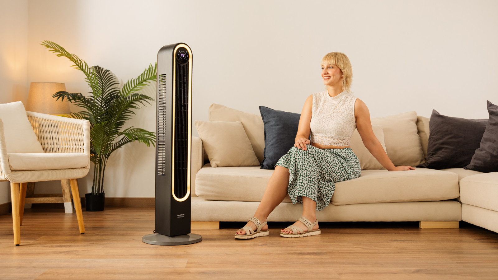 60 W de potencia: facilita la ventilación de la estancia en la que se sitúe el ventilador de manera instantánea y eficaz.