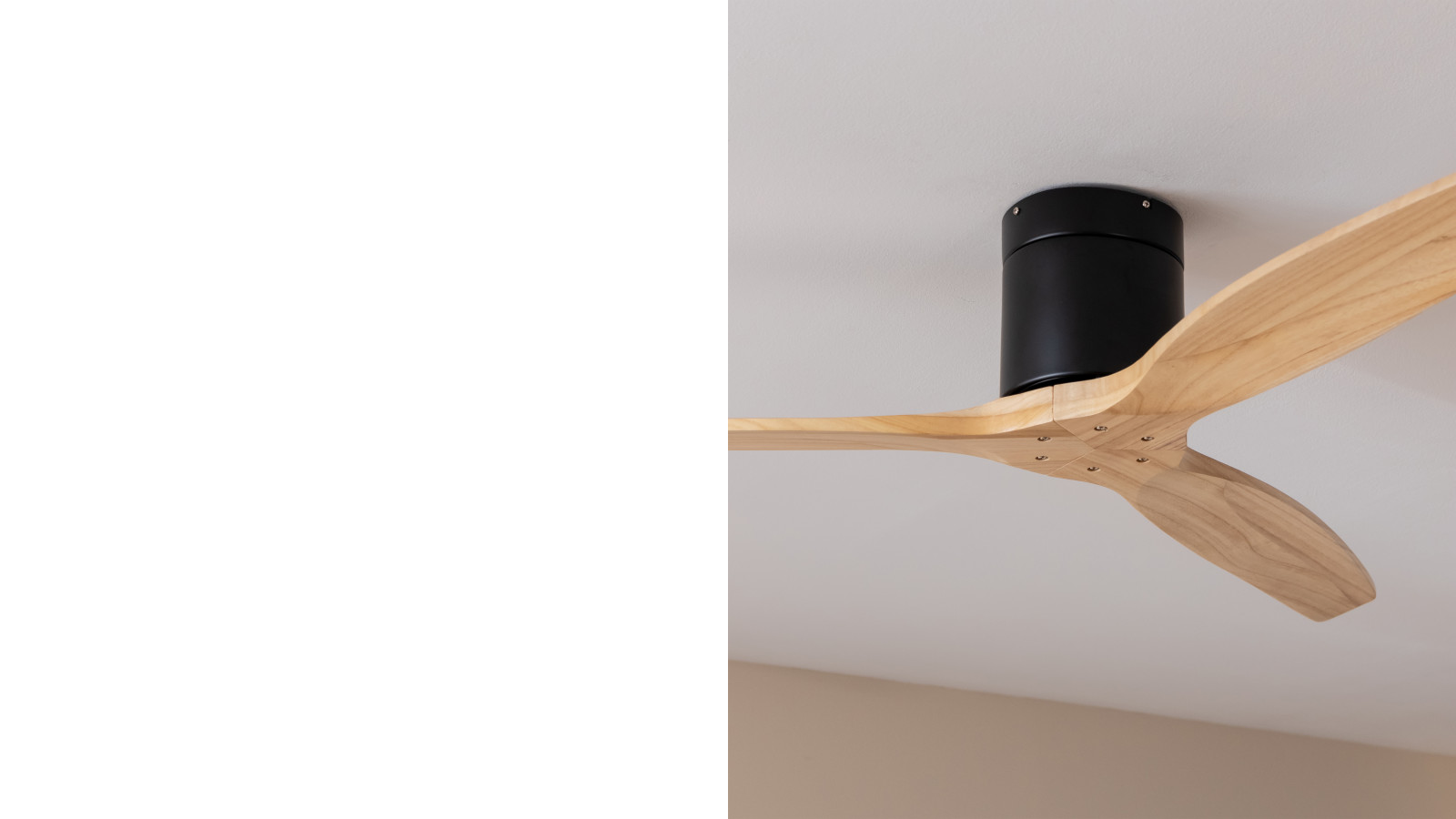 3 aspas: sistema formado por 3 aspas totalmente innovadoras y aerodinámicas, diseñadas para maximizar el flujo de aire y garantizar un caudal constante de aire fresco.
