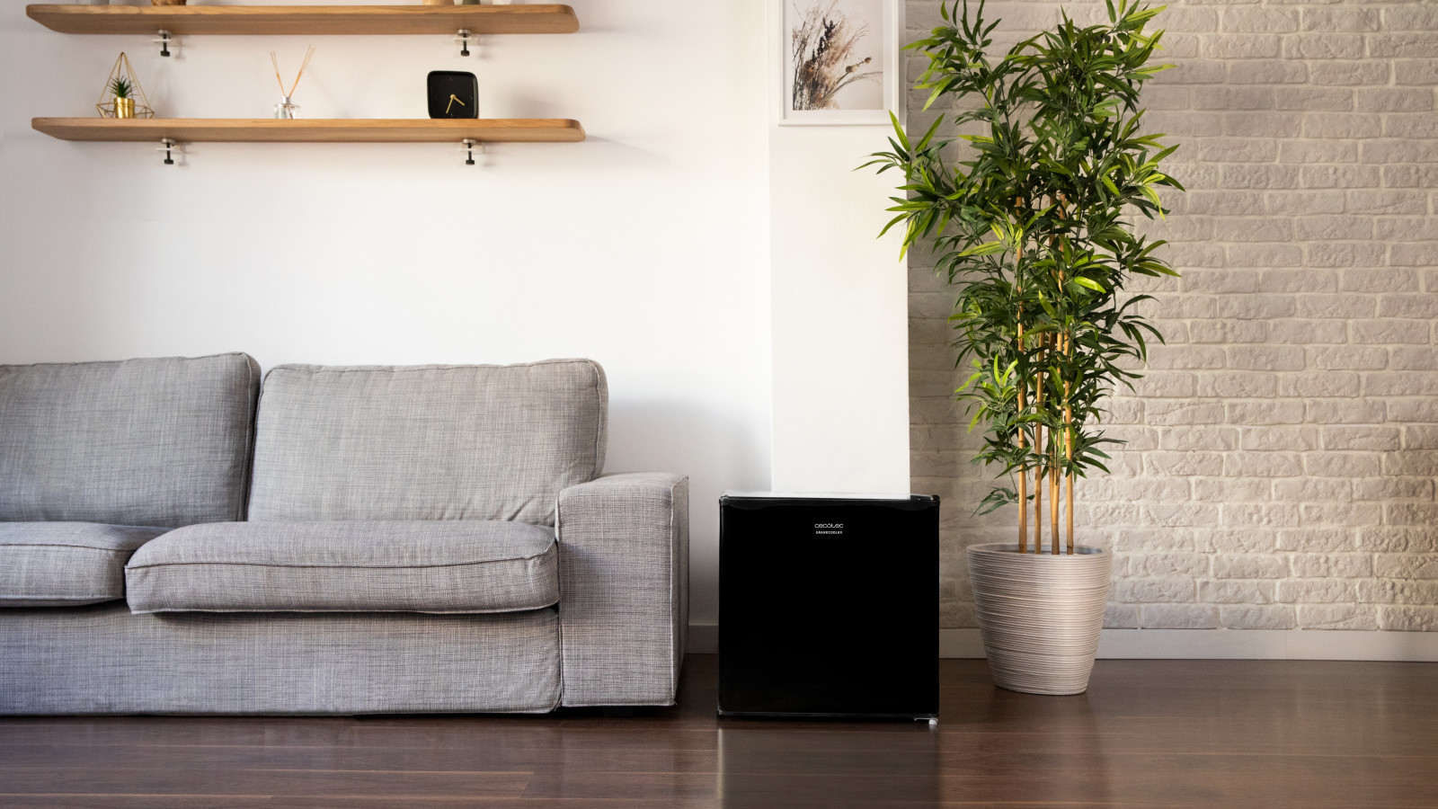 Gran volumen interno con capacidad de 46 L y unas dimensiones exteriores súper compactas.