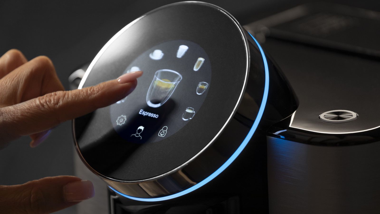 Limpieza automática: tu cafetera estará siempre perfecta de la forma más cómoda gracias a este sistema que limpia sus conductos por ti para mantenerla siempre a punto.