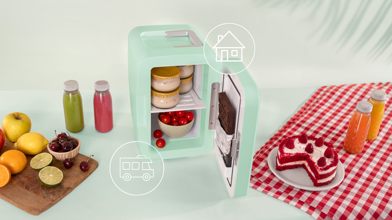Siempre a la temperatura ideal: tanto si necesitas refrescar tus bebidas como si necesitas conservar el calor de tus alimentos, las mini neveras de Cecotec son la opción, gracias a su rango de temperatura de 5 a 65 ºC.
