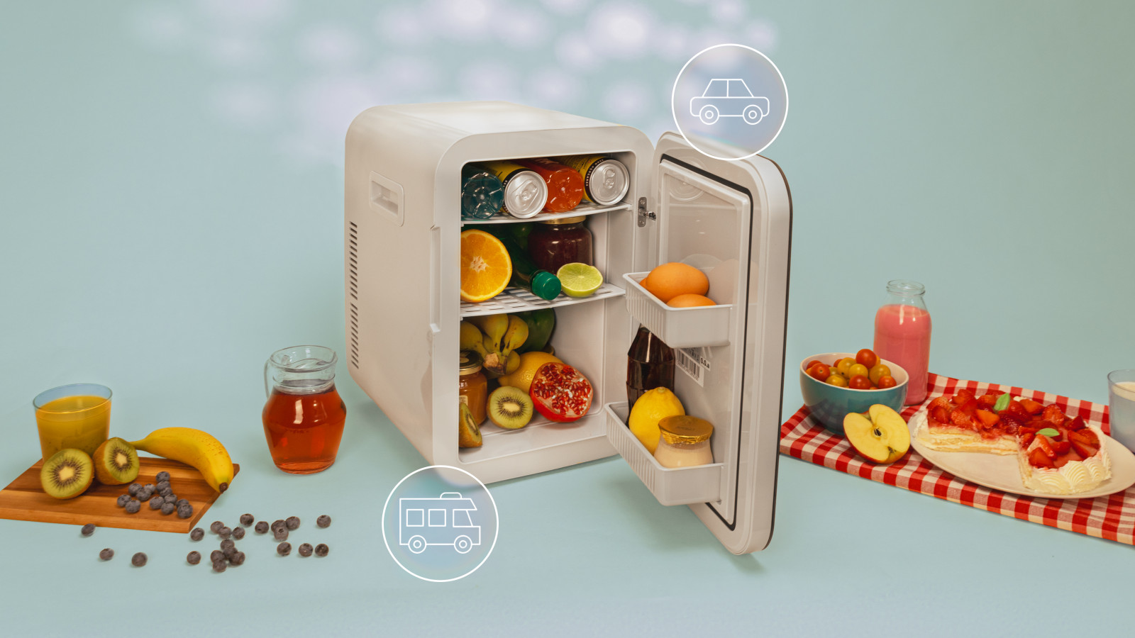 Siempre a la temperatura ideal: tanto si necesitas refrescar tus bebidas como si necesitas conservar el calor de tus alimentos, las mini neveras de Cecotec son la opción, gracias a su rango de temperatura de 7 a 65 ºC.